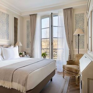Kamer met een Queen Size Bed